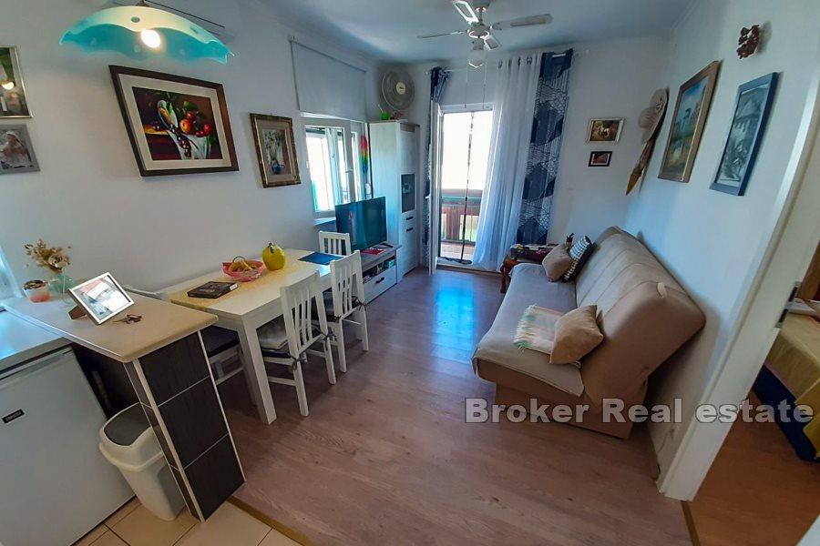 Ostrov Brač - apartmán se zahradou