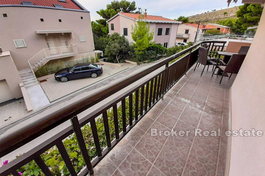 Omis - Mieszkanie z jedną sypialnią, 42 m2