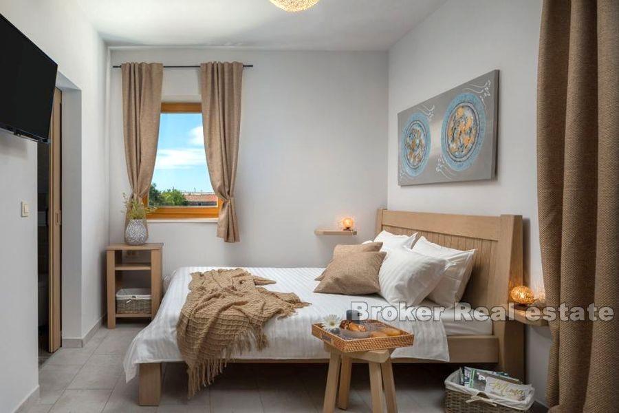 Øya Ugljan, luksuriøs steinvilla, med basseng