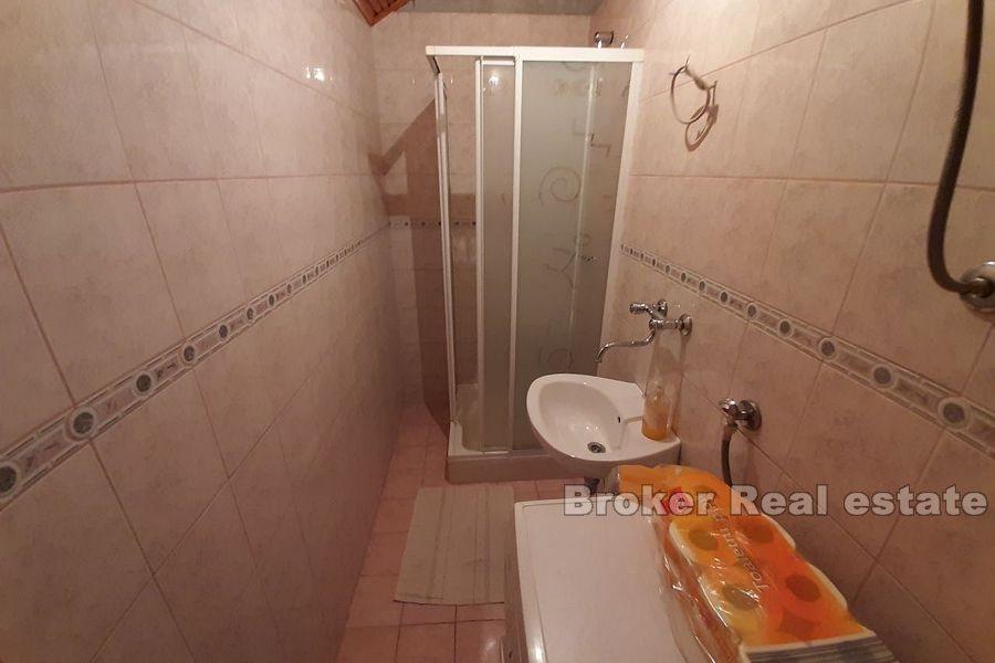 Kastela, dva apartmány v kamenném domě
