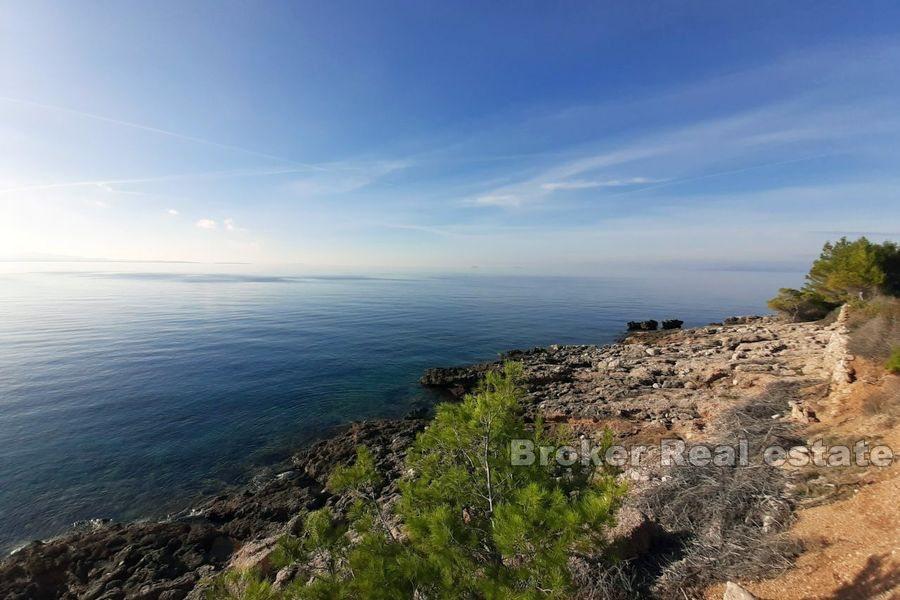 Otok Hvar, građevinsko zemljište s pogledom na more