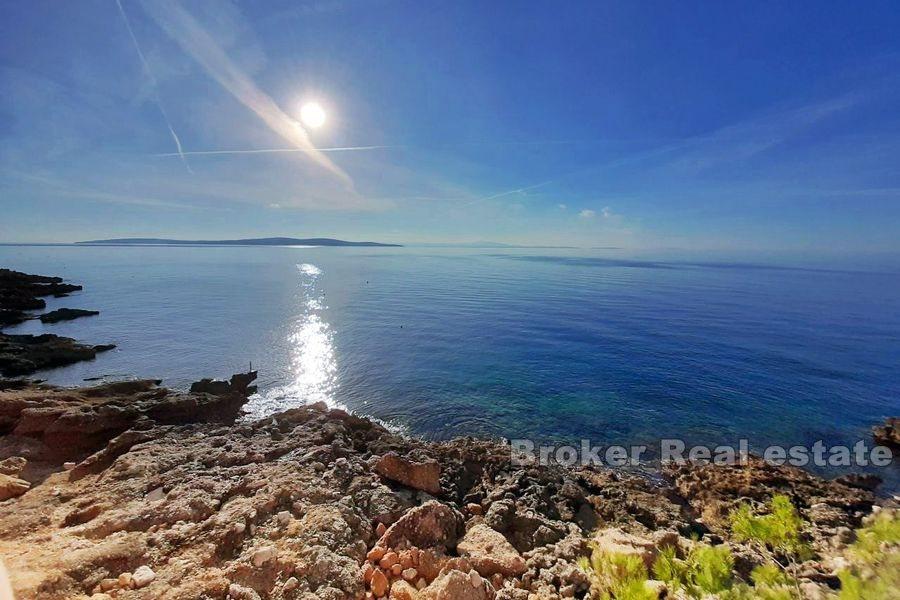 Otok Hvar, građevinsko zemljište s pogledom na more