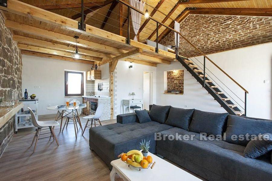 Kastela, tomannsbolig, leilighetshus