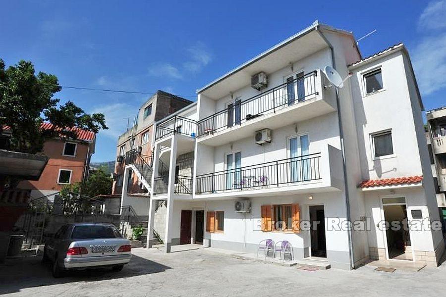 Kastela, bifamiliare, palazzina