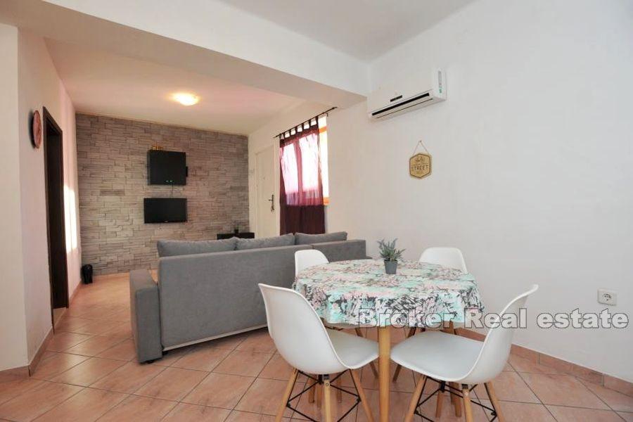 Kastela, bifamiliare, palazzina