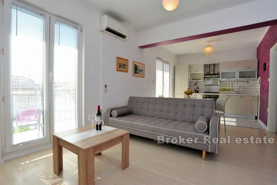 Kastela, bifamiliare, palazzina