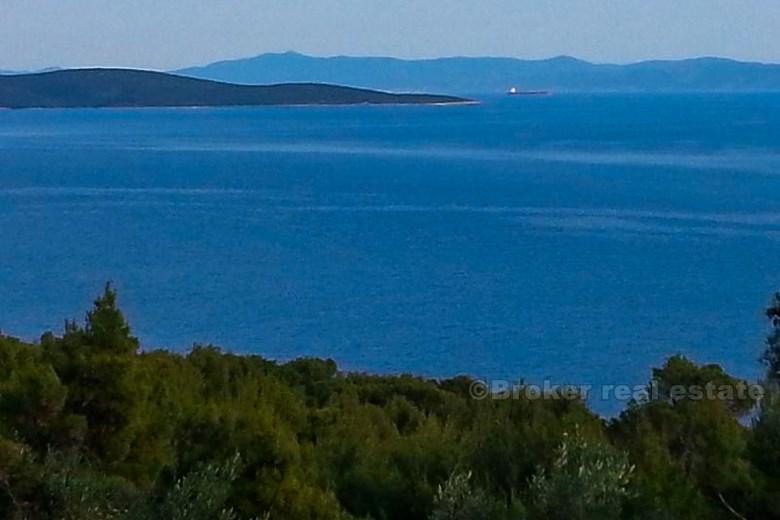 île de Hvar - grand terrain à bâtir