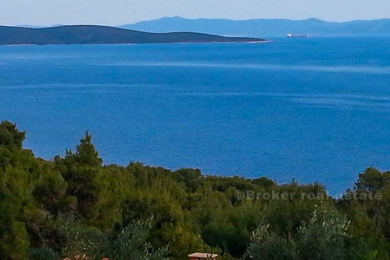 ostrov Hvar - velká stavební pozemky