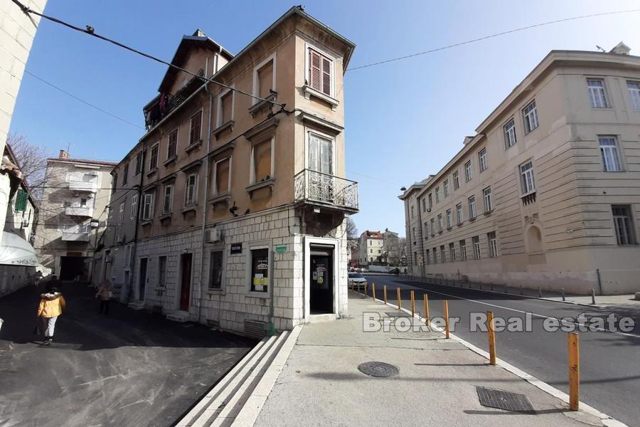 Spalato, spazio commerciale da ristrutturare