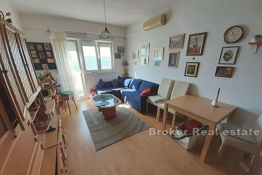 Omiš - Apartmán s jednou ložnicí, první řada k moři