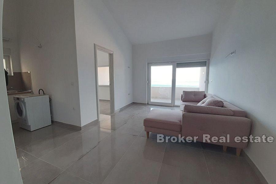 Omis - Two bedroom apartment with sea view