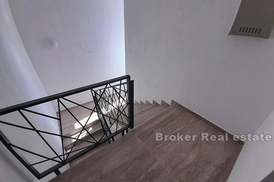 Omis - Two bedroom apartment with sea view