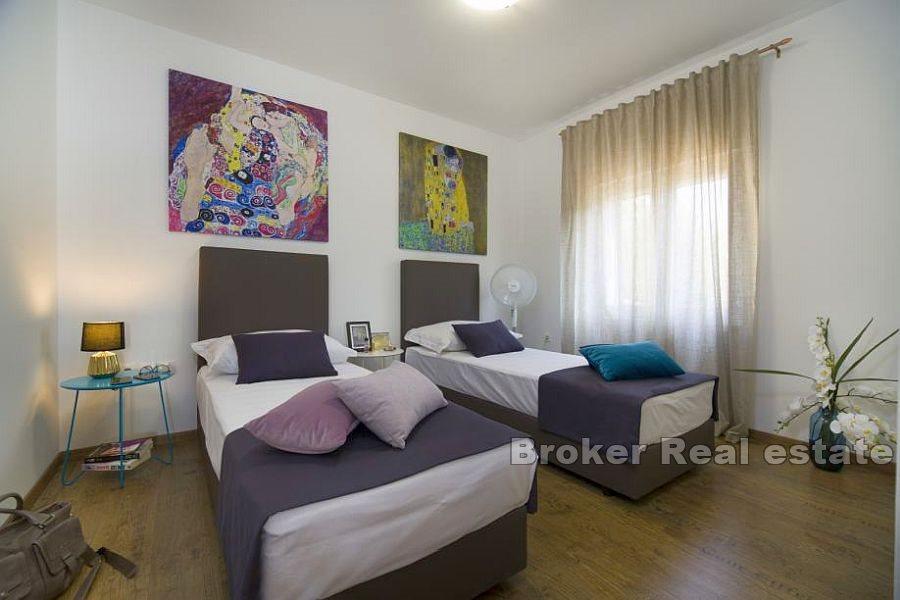 Otok Korčula - Samostojeća kuća s pogledom na more