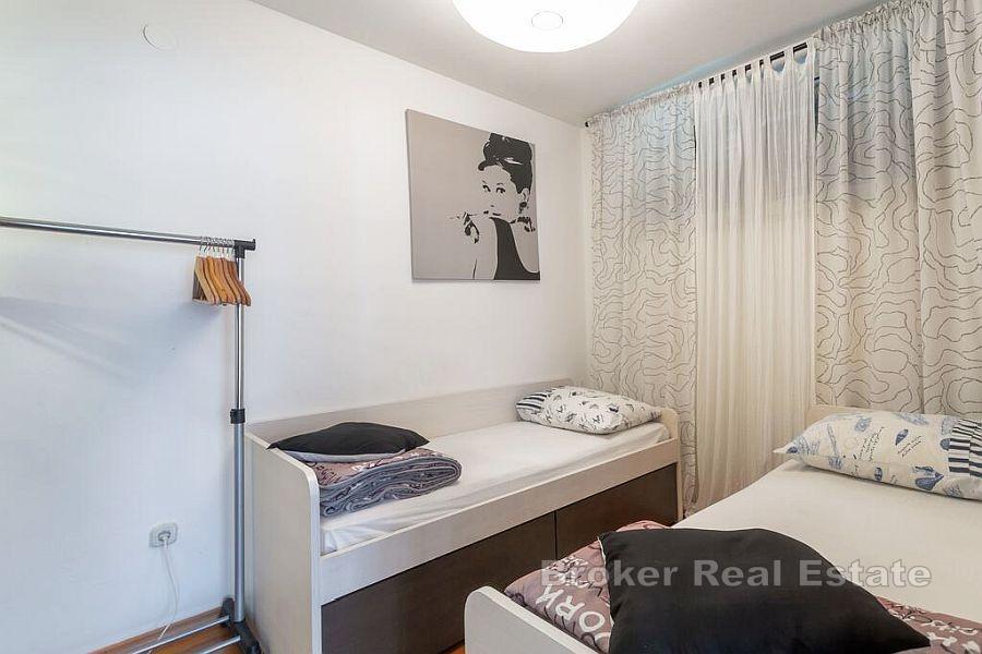 Ostrov Hvar - Elegantní apartmán se zahradou