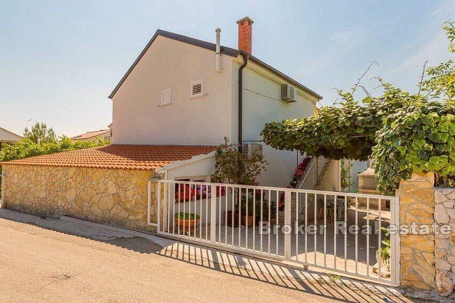 Wyspa Ciovo - Dom wolnostojący z widokiem na morze