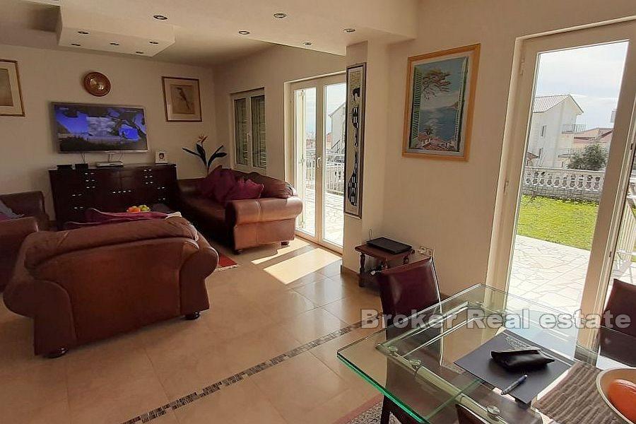 Wyspa Ciovo - Dom wolnostojący z widokiem na morze