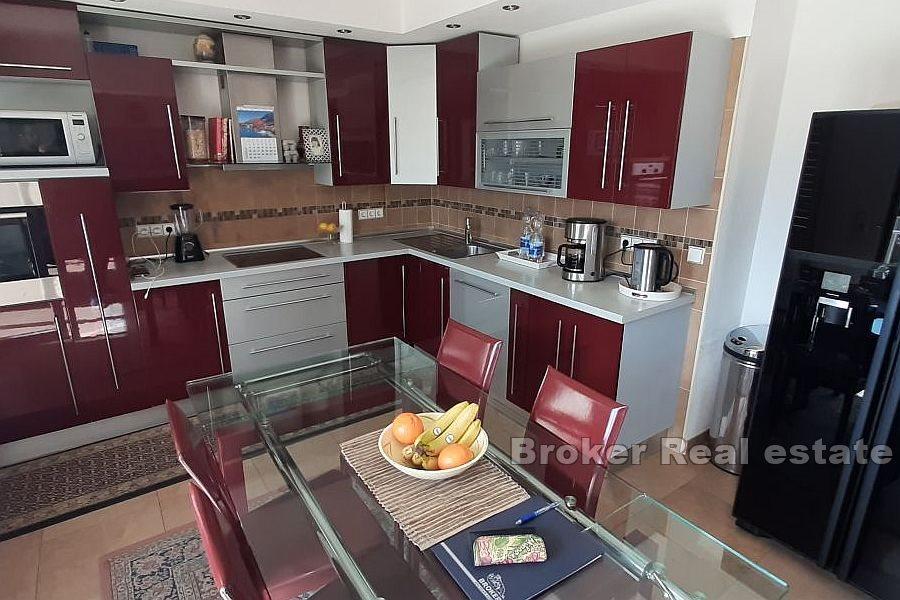 Wyspa Ciovo - Dom wolnostojący z widokiem na morze