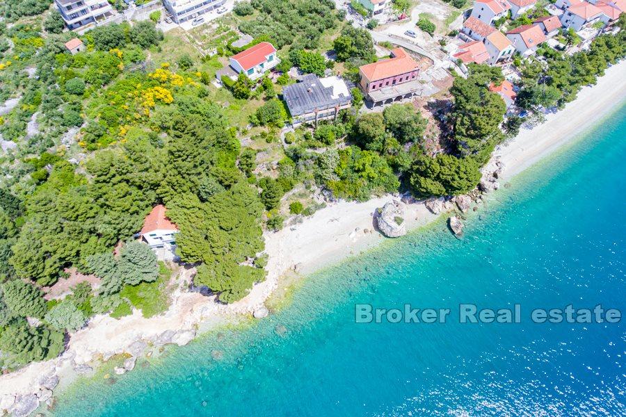 Makarska - Kuća u prvom redu do mora