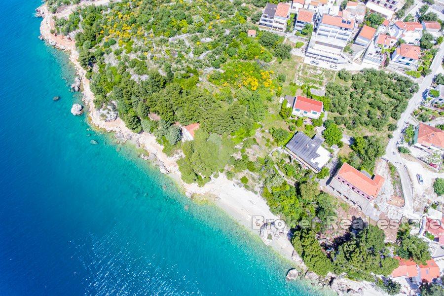 Makarska - Terreno edificabile in prima fila al mare