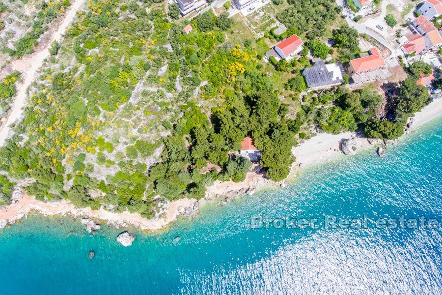 Makarska - Terreno edificabile in prima fila al mare