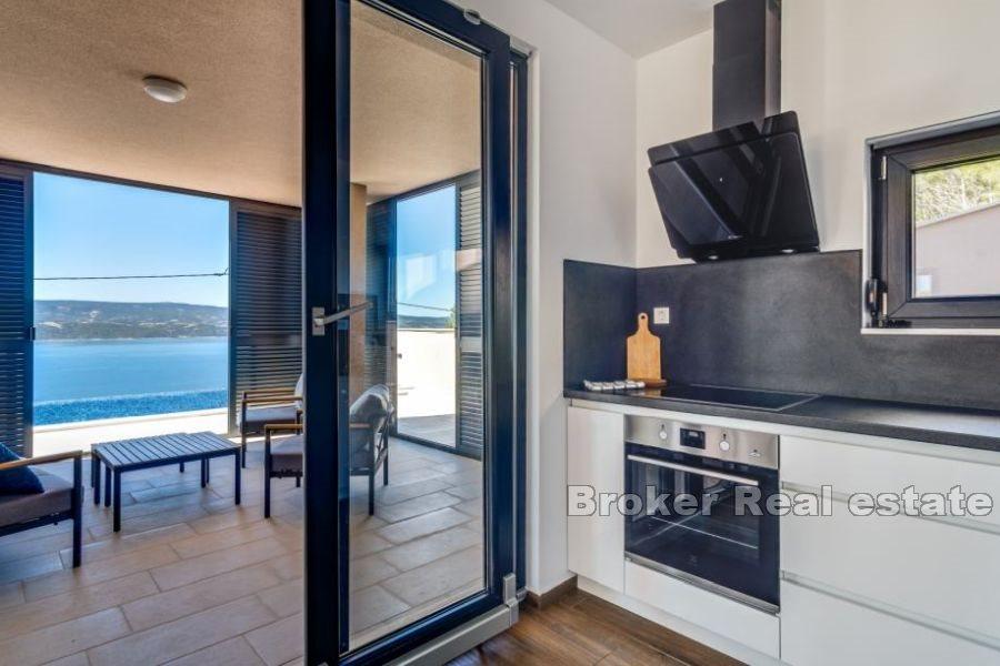 Blizina Omiša - Moderna vila s bazenom