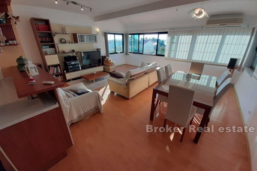 Kaštela - Dvoupokojový apartmán s výhledem na moře