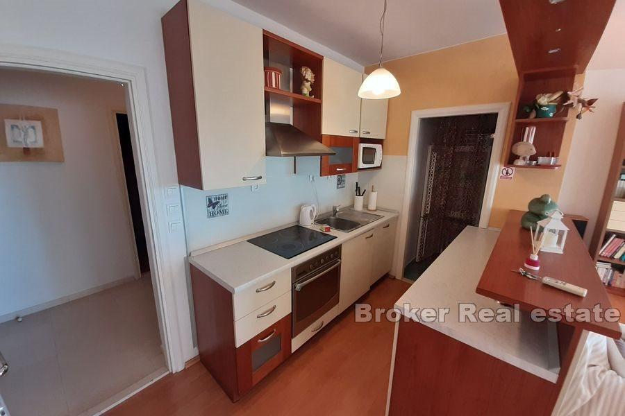 Kaštela - Dvoupokojový apartmán s výhledem na moře