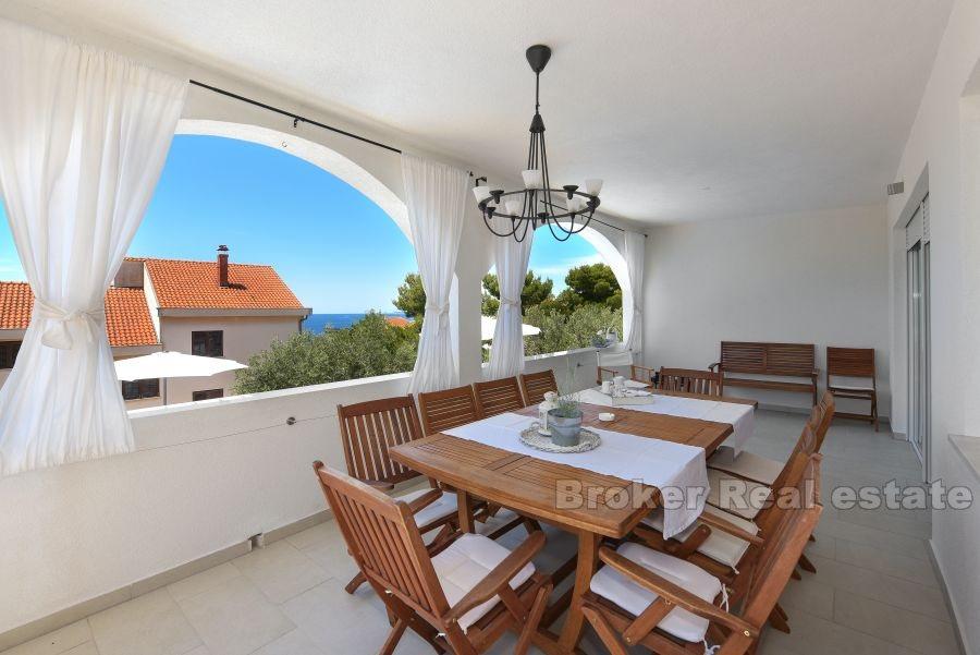 Primoštenská oblasť - vila na pokojnom mieste