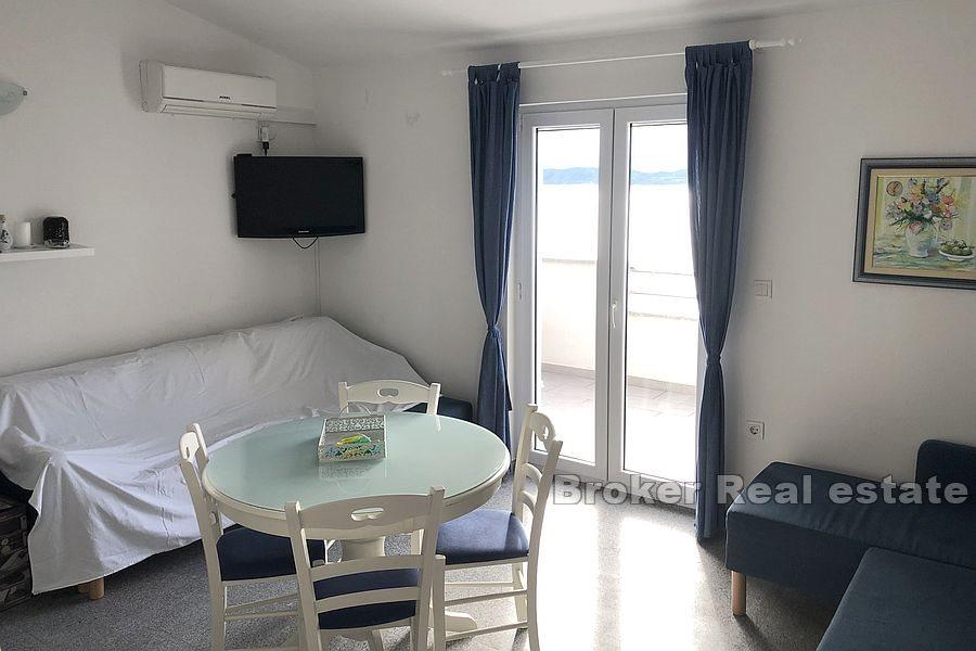 Omis - Apartament z jedną sypialnią i otwartym widokiem na morze