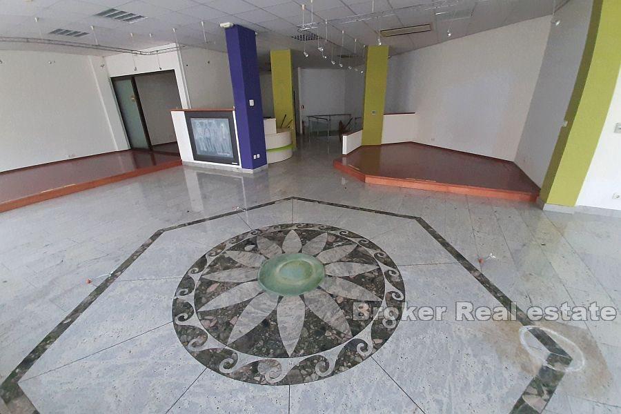 Split - Attractive business space