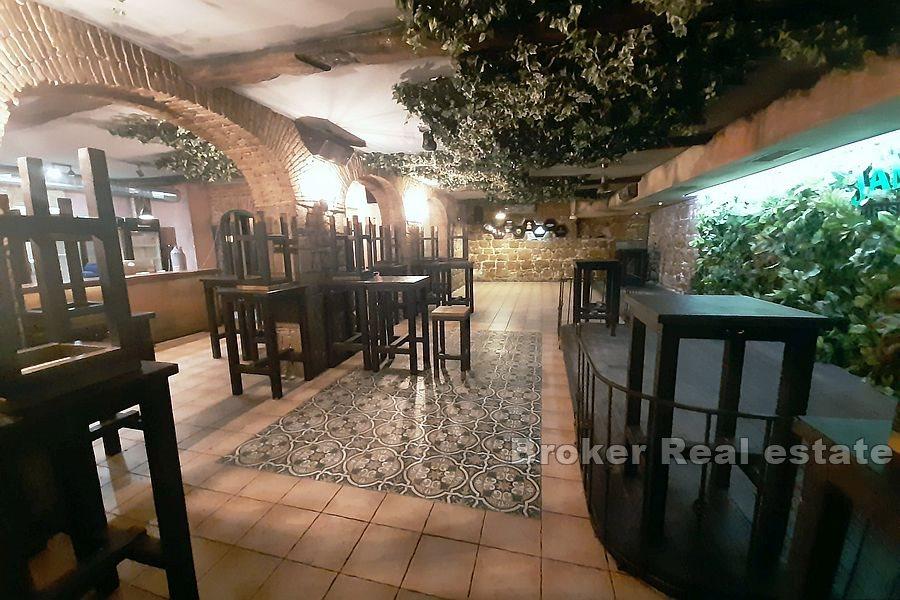 Split, Center - Atraktivní obchodní prostor