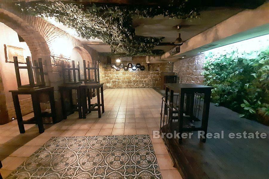 Split, Center - Atraktivní obchodní prostor