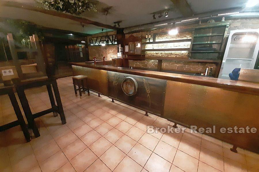 Split, Center - Atraktivní obchodní prostor