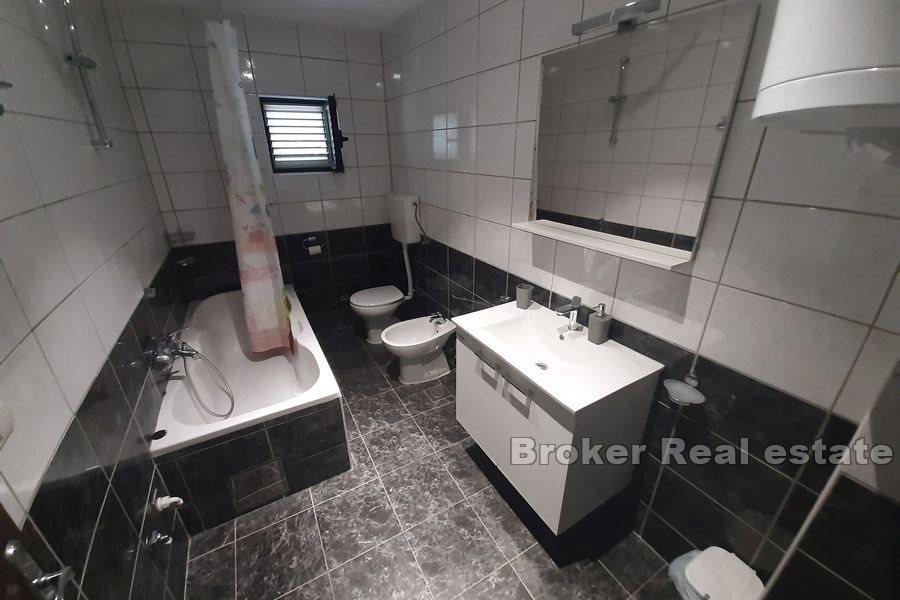 Makarska - Apartment by the sea