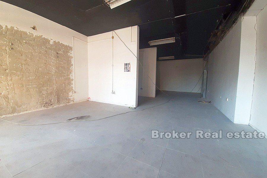 Splitt - Forretningslokale i to etasjer