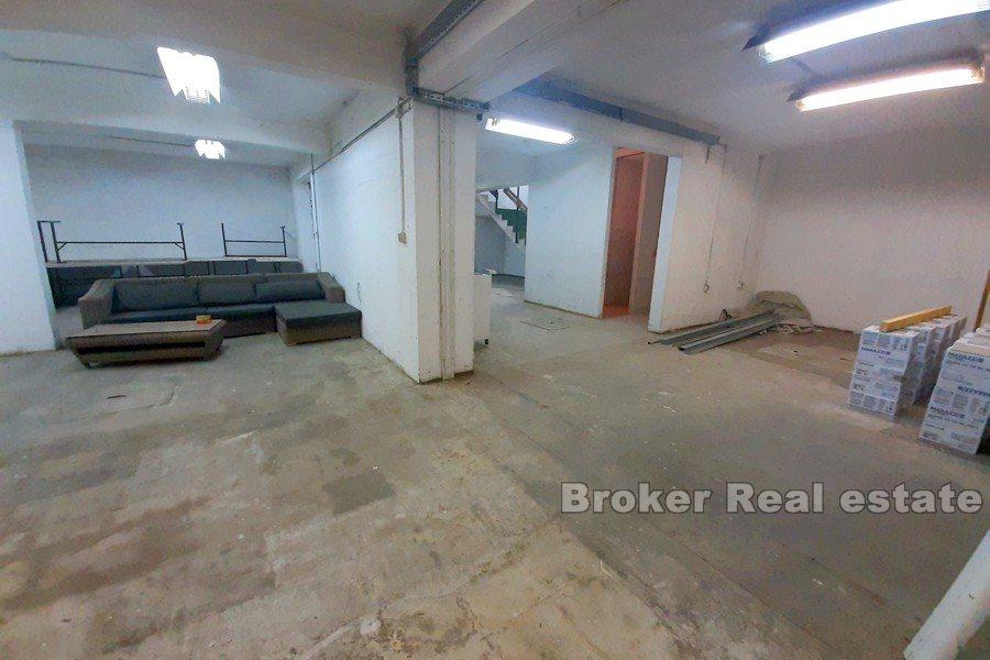 Splitt - Forretningslokale i to etasjer