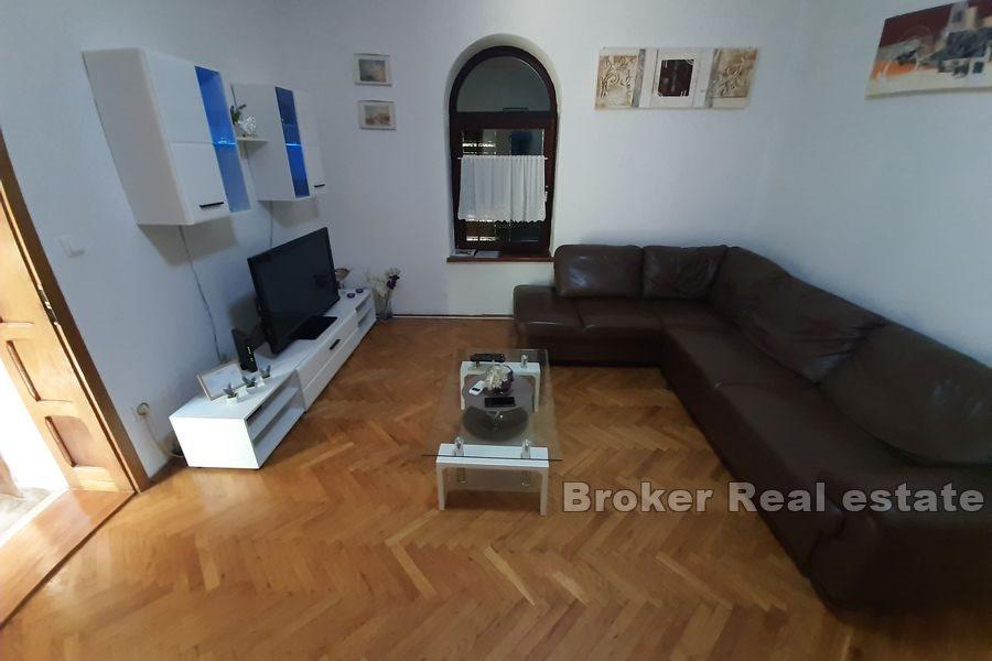 Omis - Dom wolnostojący blisko plaży