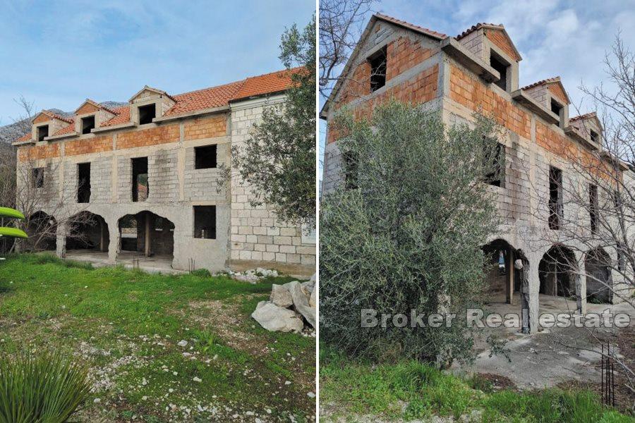 Pelješac - Ciekawy projekt w pierwszym rzędzie do morza