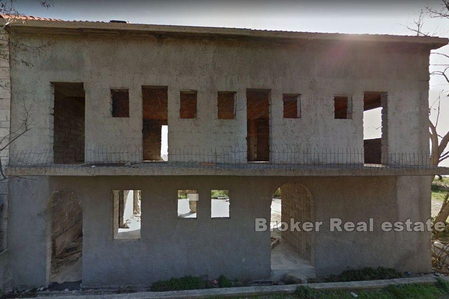 Pelješac - Ciekawy projekt w pierwszym rzędzie do morza