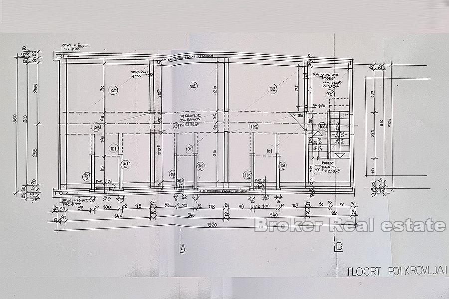 Pelješac - Ciekawy projekt w pierwszym rzędzie do morza