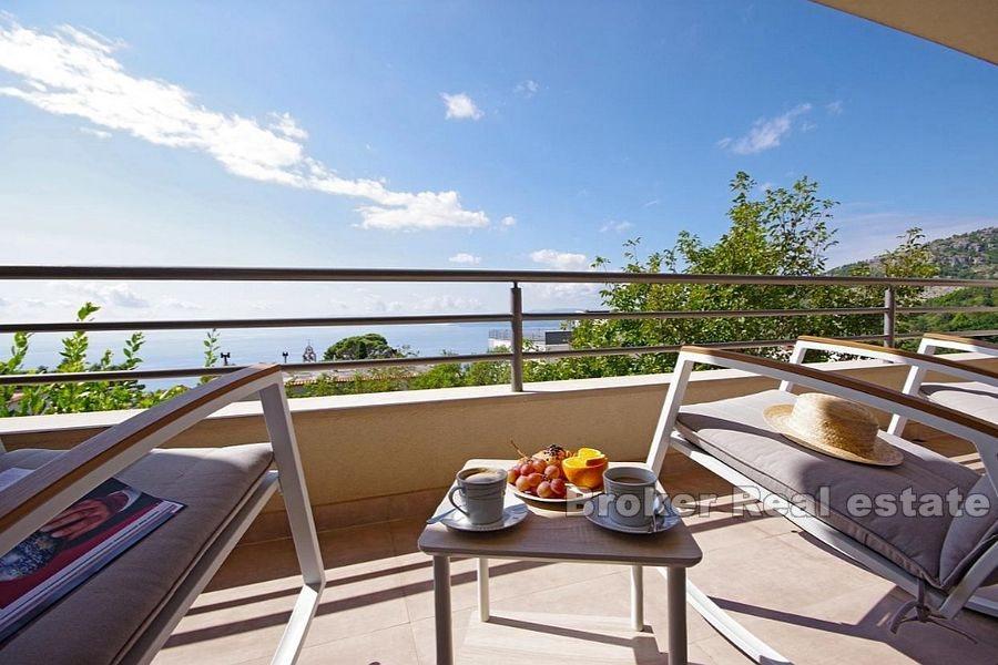 Makarska - Willa w zabudowie bliźniaczej z otwartym widokiem na morze