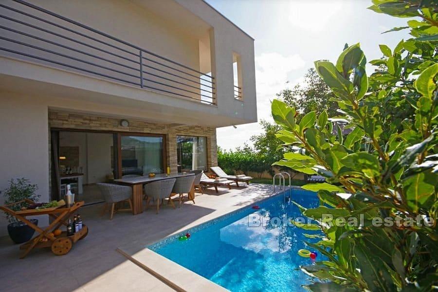 Makarska - Tomannsbolig med åpen havutsikt