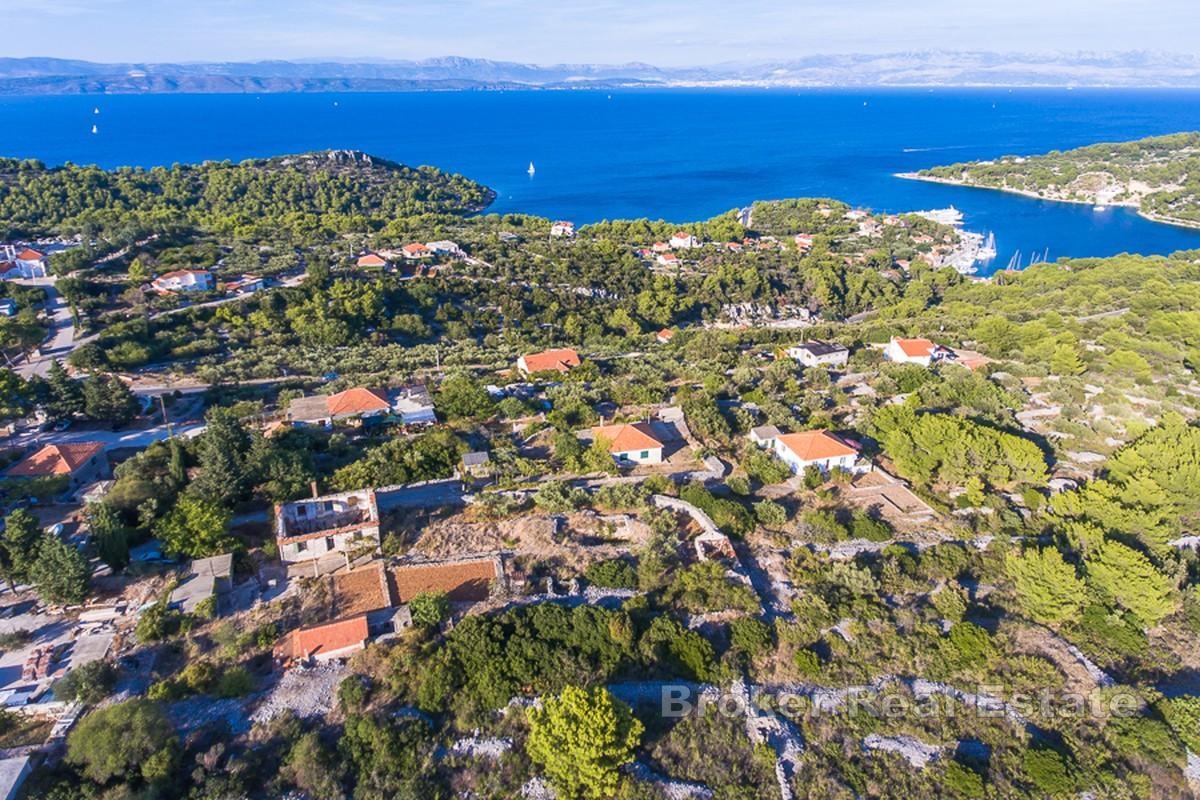 Otok Šolta - Građevinsko zemljište s pogledom na more