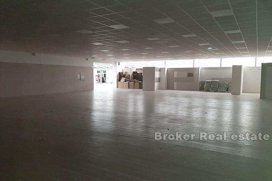 Split area - Espace d'affaires spacieux