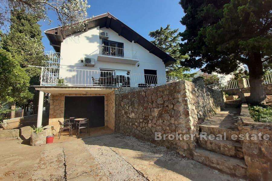 Island of Hvar -Detached property in a quiet environment