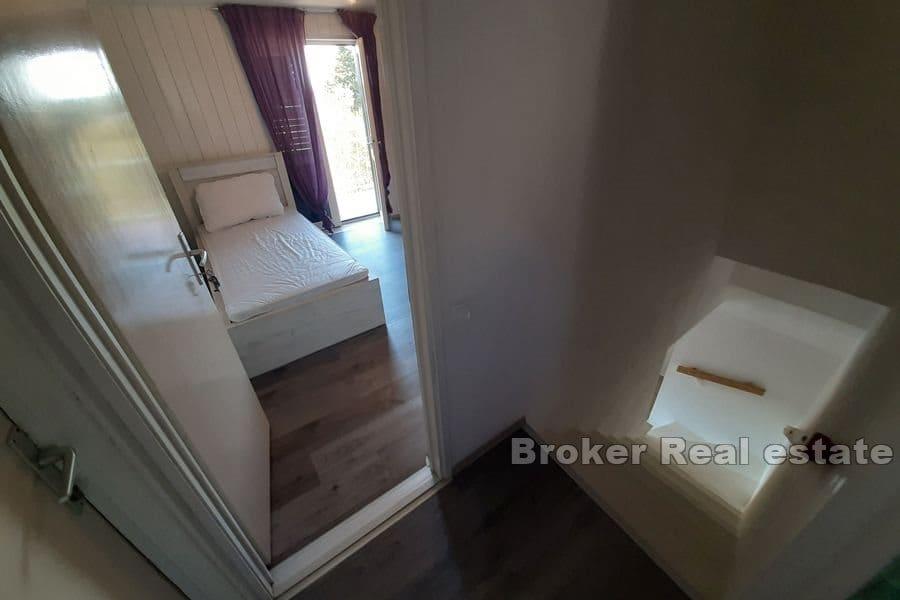 Island of Hvar -Detached property in a quiet environment