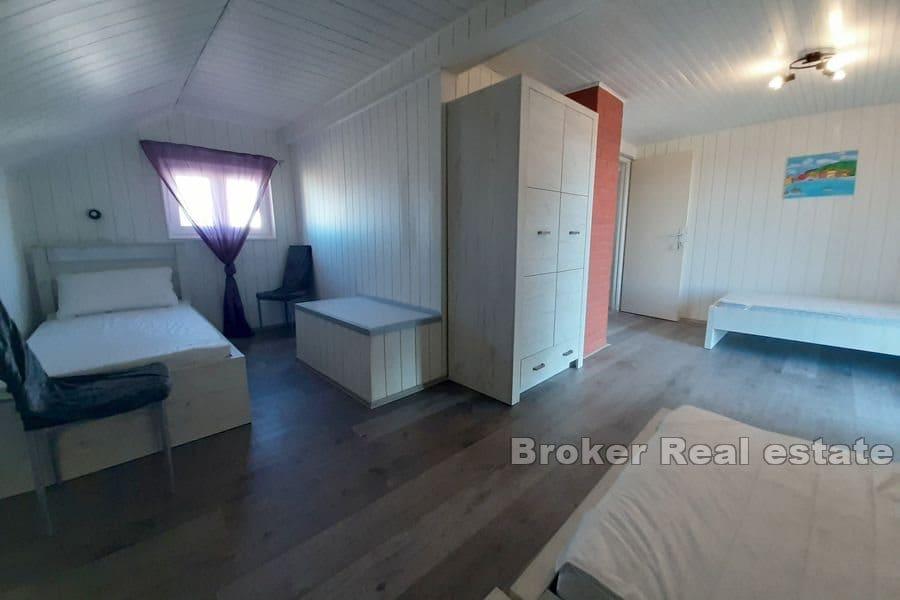 Island of Hvar -Detached property in a quiet environment