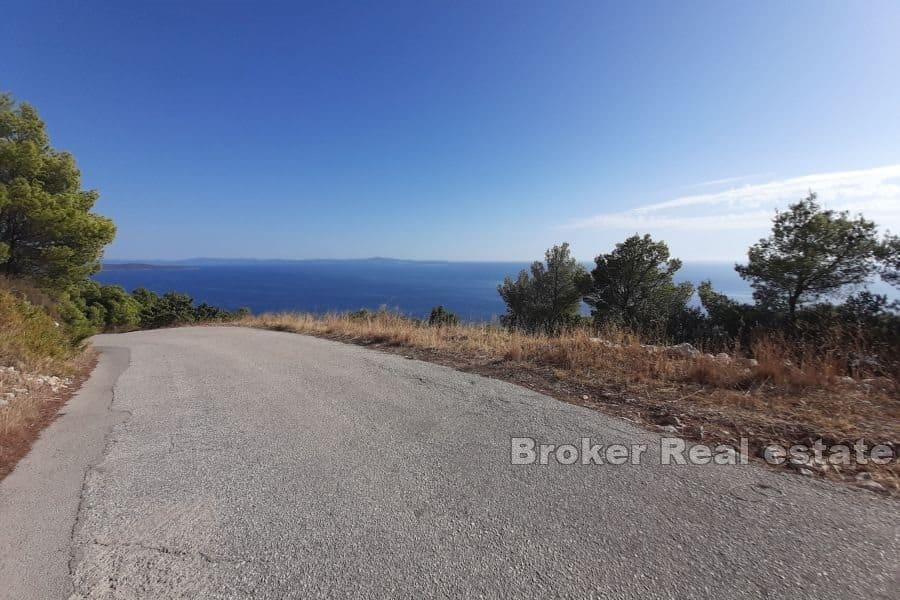 Ön Hvar - Byggnadsmark på södra sidan av ön