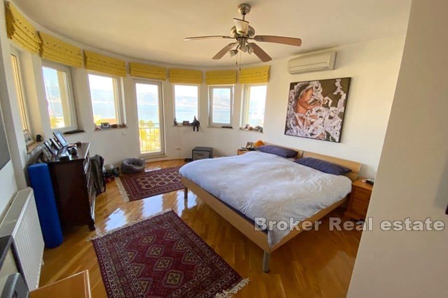 Insel Čiovo - Hervorragend gelegenes Haus in der Nähe des Meeres