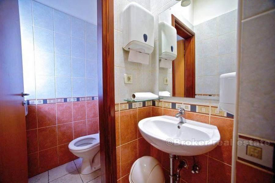 Split, umeblowane pomieszczenia biurowe